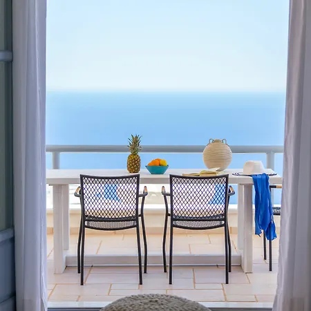 Enastron Villa Períssa